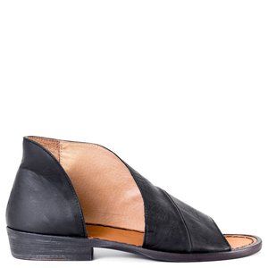 Free People Mont Blanc Open toe Leather Sandal